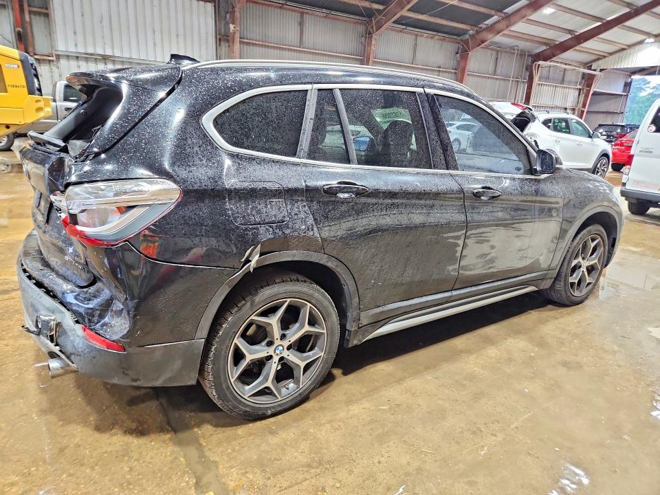 51822056 :رقم المزاد ، WBXHU7C37J5L06299 vin ، 2018 Bmw X1 مزاد بيع