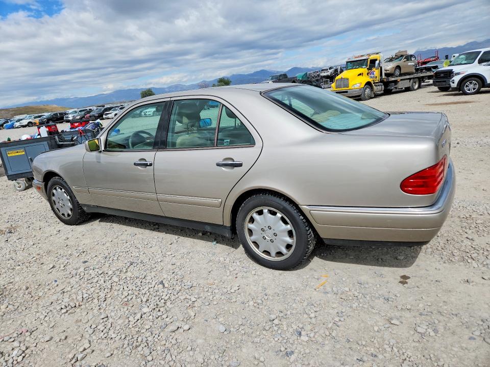 Aukcja sprzedaży 1998 Mercedes-benz E, vin: WDBJF82F5WX007348, numer aukcji: 52240706