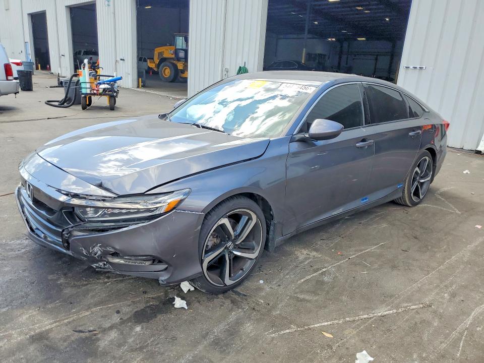 2018 Honda Accord მანქანა იყიდება აუქციონზე, vin: 1HGCV1F34JA063699, აუქციონის ნომერი: 54428456