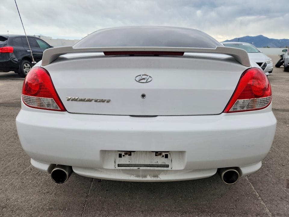 2006 Hyundai Tiburon მანქანა იყიდება აუქციონზე, vin: KMHHM65D06U213601, აუქციონის ნომერი: 55428066