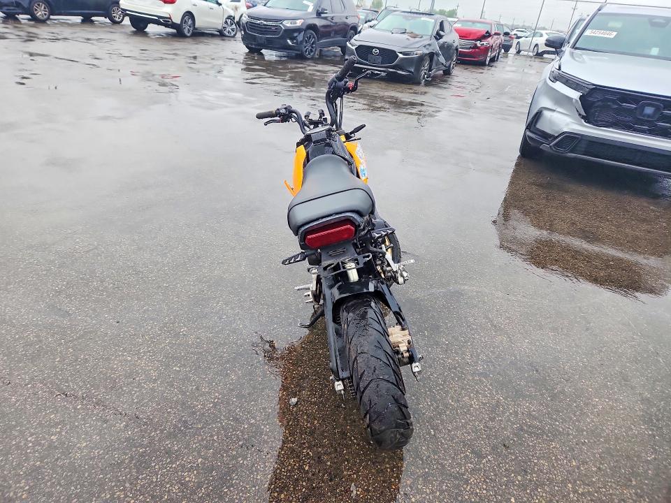54224896 :رقم المزاد ، MLHJC921XR5203660 vin ، 2024 Honda Grom مزاد بيع