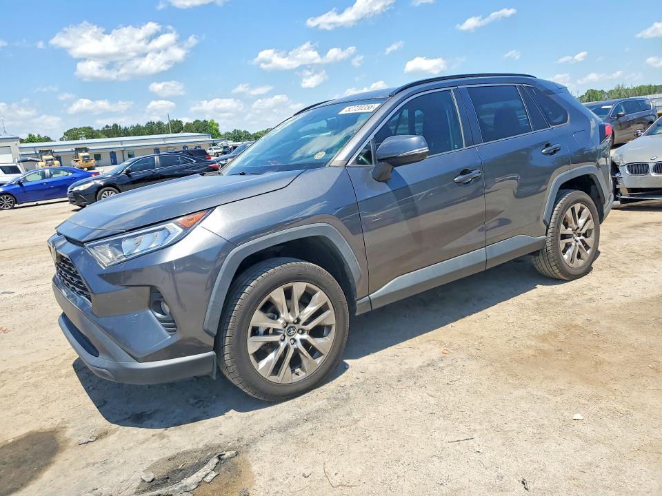 52720356 :رقم المزاد ، 2T3C1RFV9LC040614 vin ، 2020 Toyota Rav4 مزاد بيع