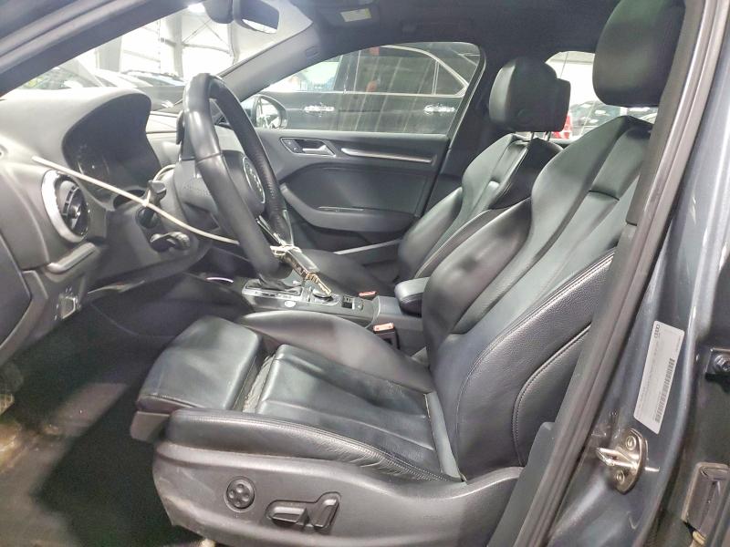 Продажа на аукционе авто 2018 Audi A3, vin: WAUJ8GFF0J1009940, номер лота: 52528496