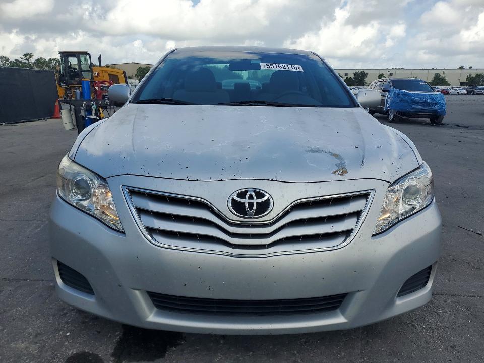 55162116 :رقم المزاد ، 4T1BF3EKXBU123380 vin ، 2011 Toyota Camry مزاد بيع
