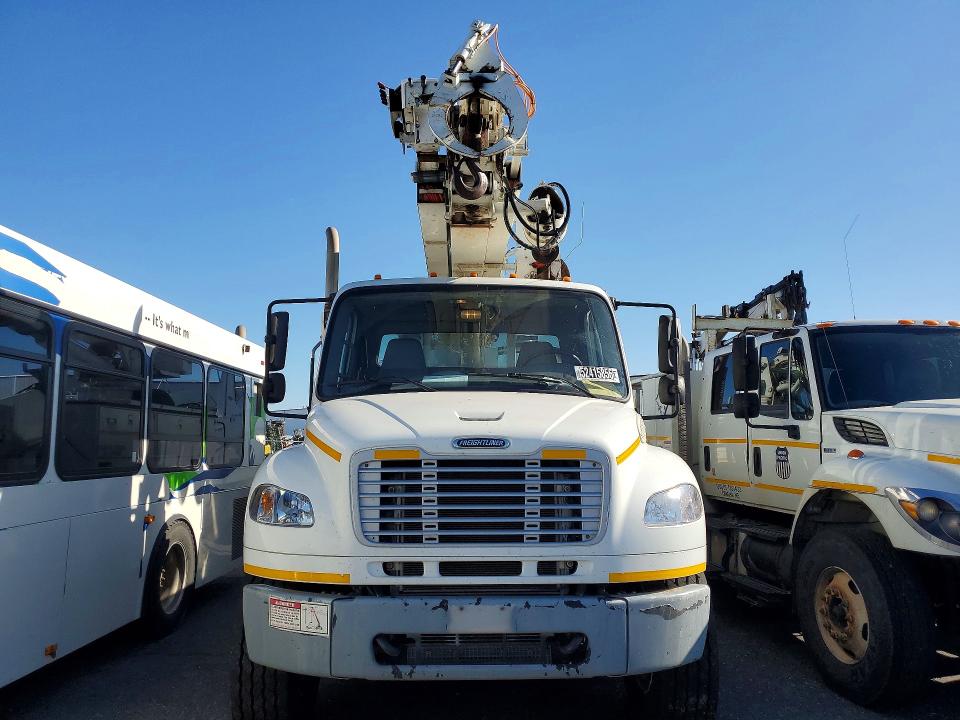 Продаж на аукціоні авто 2011 Freightliner M2, vin: 1FVHCYBS0BDBA6647, номер лоту: 52415856
