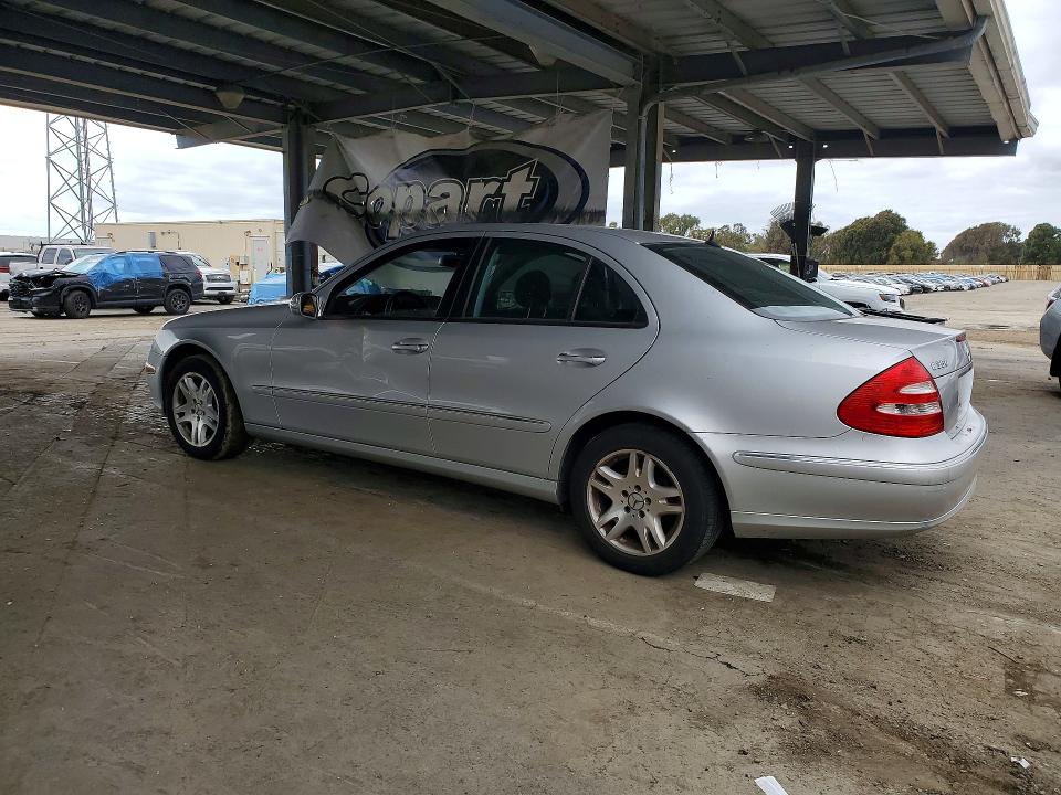 2006 Mercedes-benz E მანქანა იყიდება აუქციონზე, vin: WDBUF56JX6A814185, აუქციონის ნომერი: 52416486
