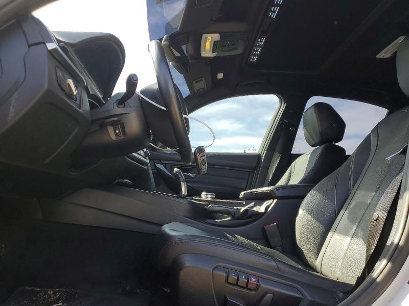 52761616 :رقم المزاد ، WBA3B3C50FF546333 vin ، 2015 Bmw 328 مزاد بيع
