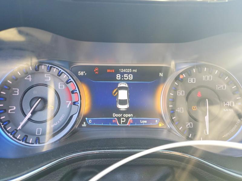 2016 Chrysler 200 მანქანა იყიდება აუქციონზე, vin: 1C3CCCBB8GN117699, აუქციონის ნომერი: 52719426