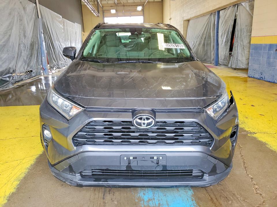 52626136 :رقم المزاد ، JTMP1RFV0KD012454 vin ، 2019 Toyota Rav4 مزاد بيع