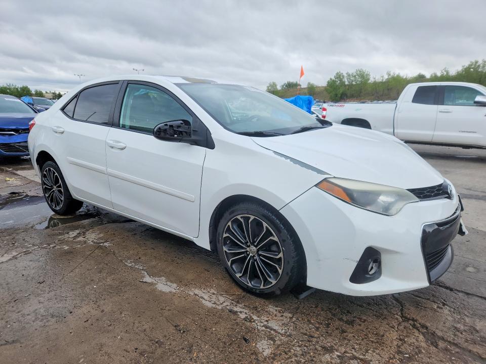 Продажа на аукционе авто 2015 Toyota Corolla, vin: 5YFBURHE5FP333021, номер лота: 54180206