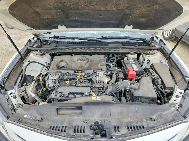 52268416 :رقم المزاد ، JTNB11HK4J3005800 vin ، 2018 Toyota Camry مزاد بيع