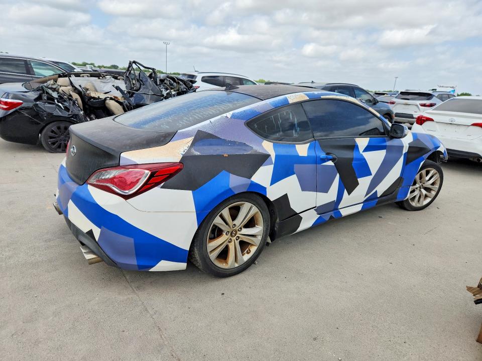 2015 Hyundai Genesis Coupe მანქანა იყიდება აუქციონზე, vin: KMHHU6KJ8FU122215, აუქციონის ნომერი: 53650266