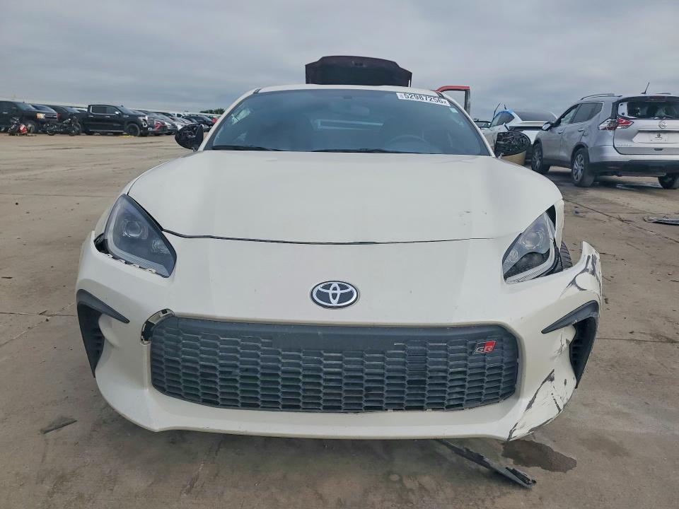 Продажа на аукционе авто 2023 Toyota Gr86, vin: JF1ZNBB17P9764241, номер лота: 52987256