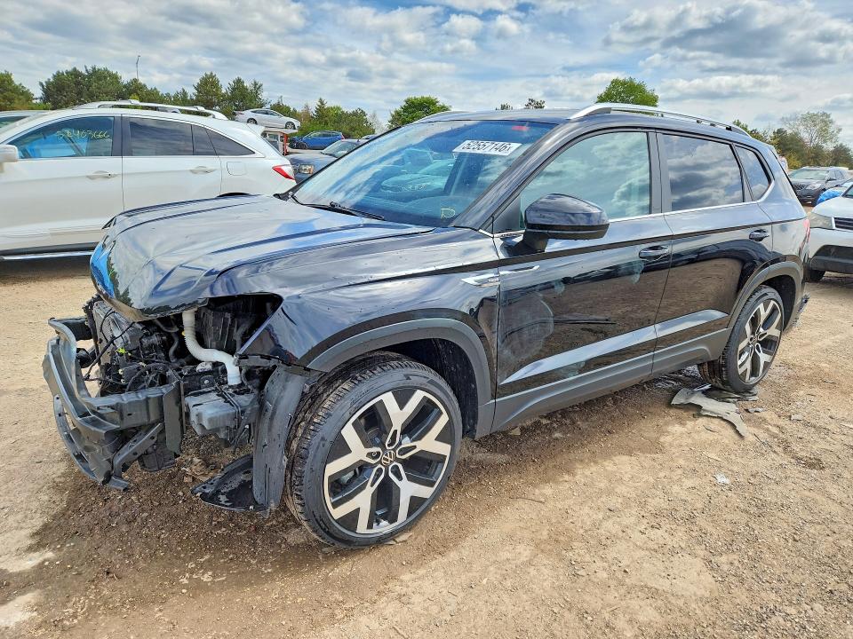 52557146 :رقم المزاد ، 3VV2X7B25NM064438 vin ، 2022 Volkswagen Taos مزاد بيع