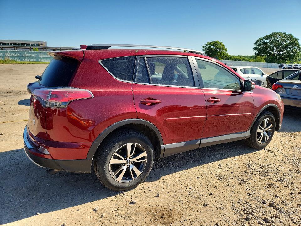 Продажа на аукционе авто 2018 Toyota Rav4, vin: JTMRFREV5JD227631, номер лота: 54783826