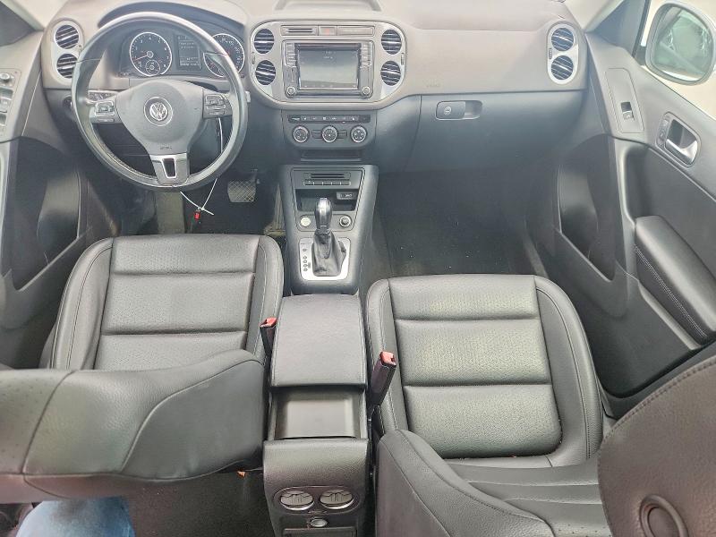 54139356 :رقم المزاد ، WVGSV7AX3HK018115 vin ، 2017 Volkswagen Tiguan مزاد بيع