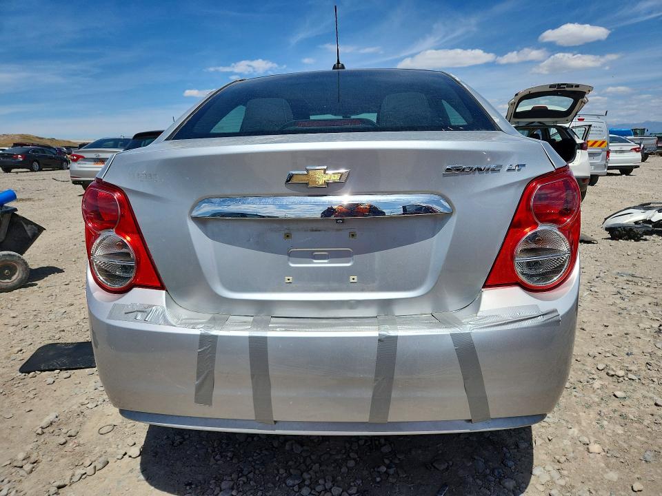 54280476 :رقم المزاد ، 1G1JC5SH2F4162055 vin ، 2015 Chevrolet Sonic مزاد بيع