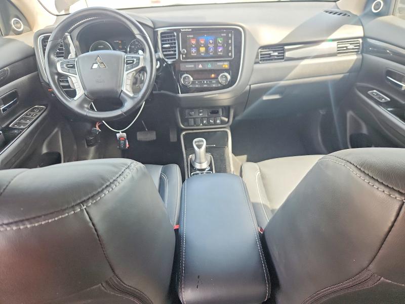 53014106 :رقم المزاد ، JA4J24A57JZ032046 vin ، 2018 Mitsubishi Outlander مزاد بيع