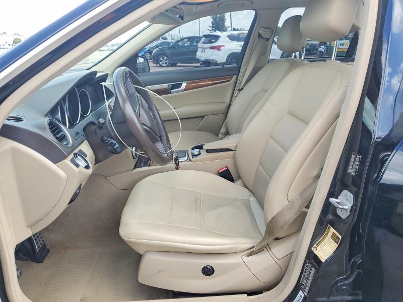 55418006 :رقم المزاد ، WDDGF4HB9CR215862 vin ، 2012 Mercedes-benz C مزاد بيع