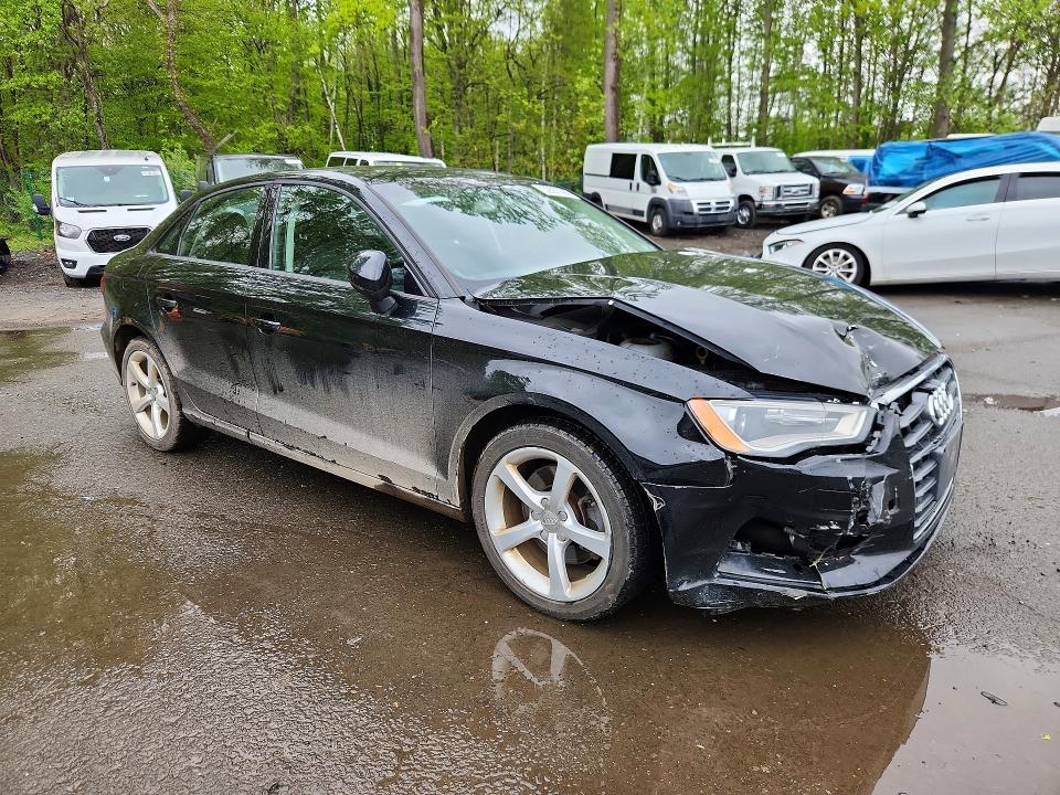 Продаж на аукціоні авто 2016 Audi A3, vin: WAUA7GFFXG1063385, номер лоту: 52557596