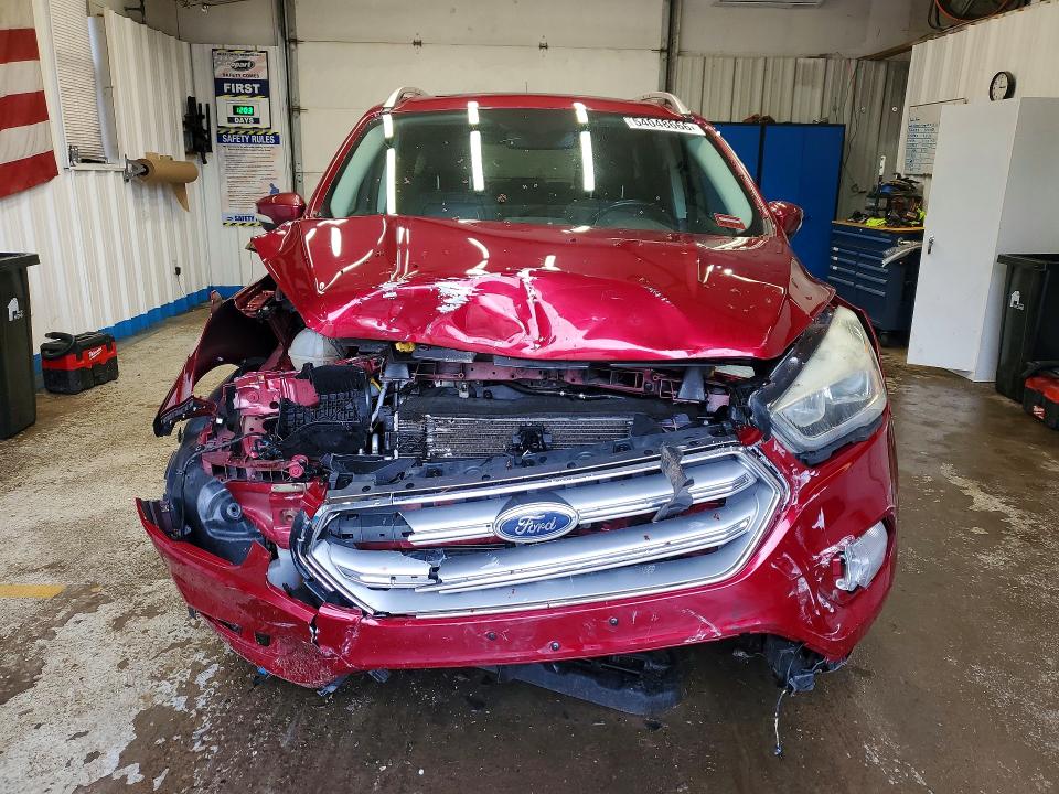 Auction sale of the 2017 Ford Escape, vin: 1FMCU9J91HUE27951, lot number: 54048666