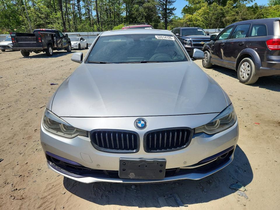 52014126 :رقم المزاد ، WBA8E3G50GNU03591 vin ، 2016 Bmw 328 مزاد بيع