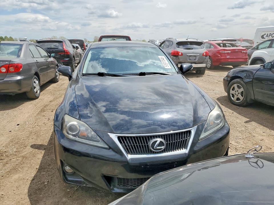 51911546 :رقم المزاد ، JTHCF5C28C5058000 vin ، 2012 Lexus Is مزاد بيع