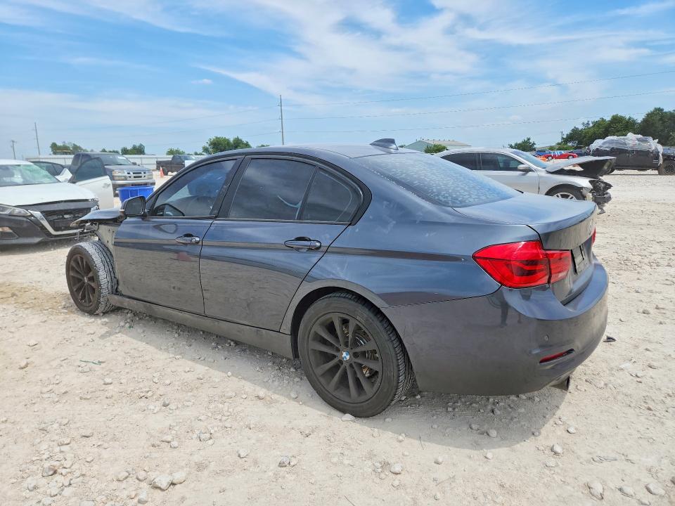 55158126 :رقم المزاد ، WBA8E1G55GNT38371 vin ، 2016 Bmw 320 مزاد بيع