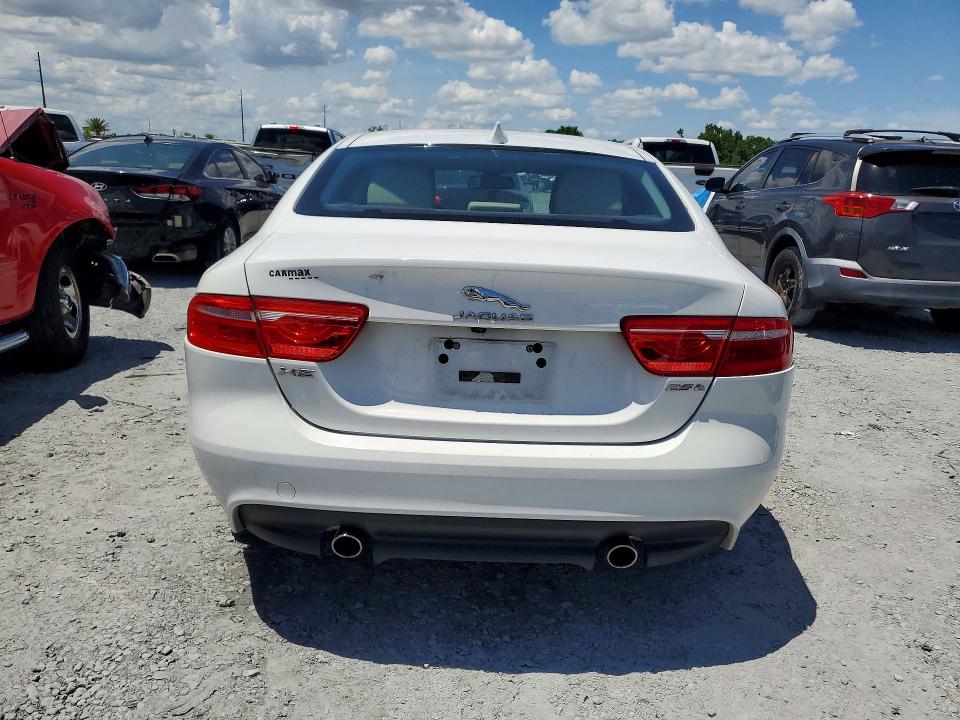 Продаж на аукціоні авто 2017 Jaguar Xe, vin: SAJAD4BG6HA953779, номер лоту: 54691566