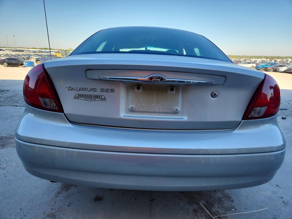 2002 Ford Taurus მანქანა იყიდება აუქციონზე, vin: 1FAFP55U92G136478, აუქციონის ნომერი: 52250106
