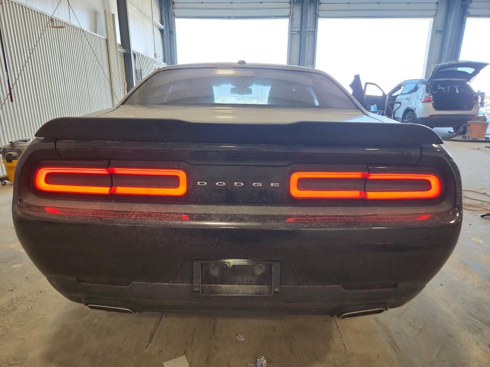 53028936 :رقم المزاد ، 2C3CDZAG4FH888889 vin ، 2015 Dodge Challenger مزاد بيع