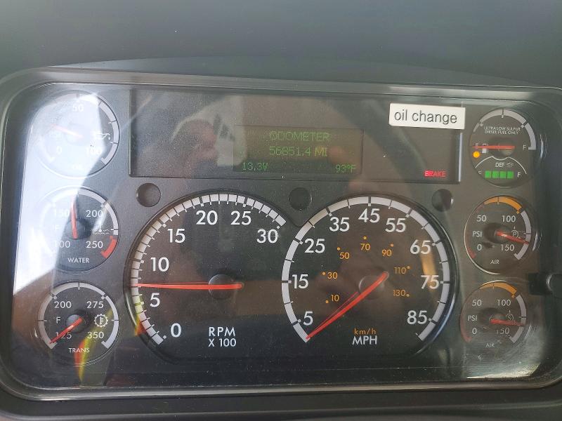 53094846 :رقم المزاد ، 1FVDCWFC9LHLL0470 vin ، 2020 Freightliner M2 مزاد بيع
