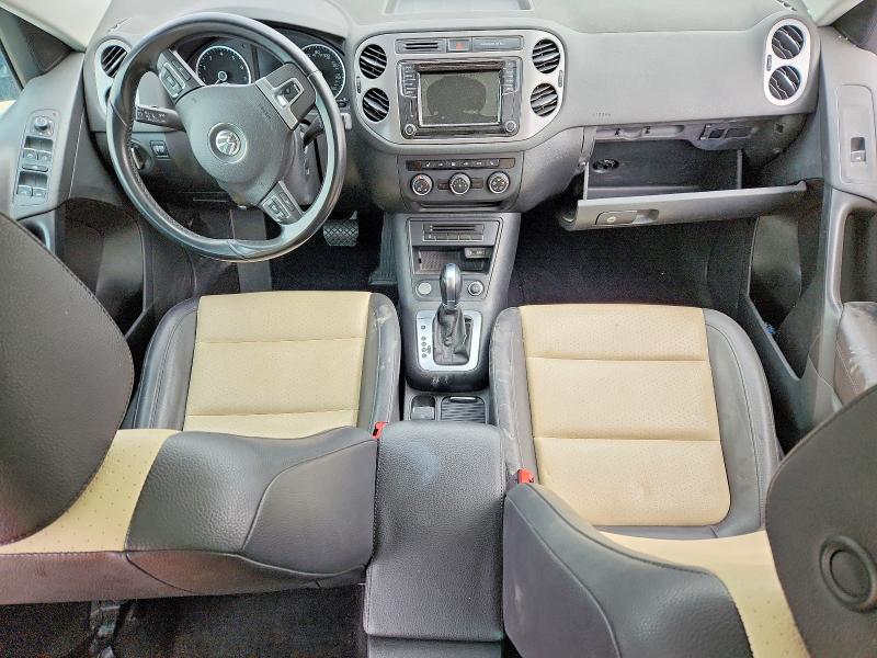 53932536 :رقم المزاد ، WVGSV7AX2HK009793 vin ، 2017 Volkswagen Tiguan مزاد بيع