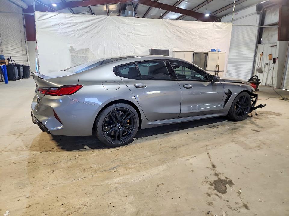 53098806 :رقم المزاد ، WBSGV0C05SCW14242 vin ، 2025 Bmw M8 مزاد بيع