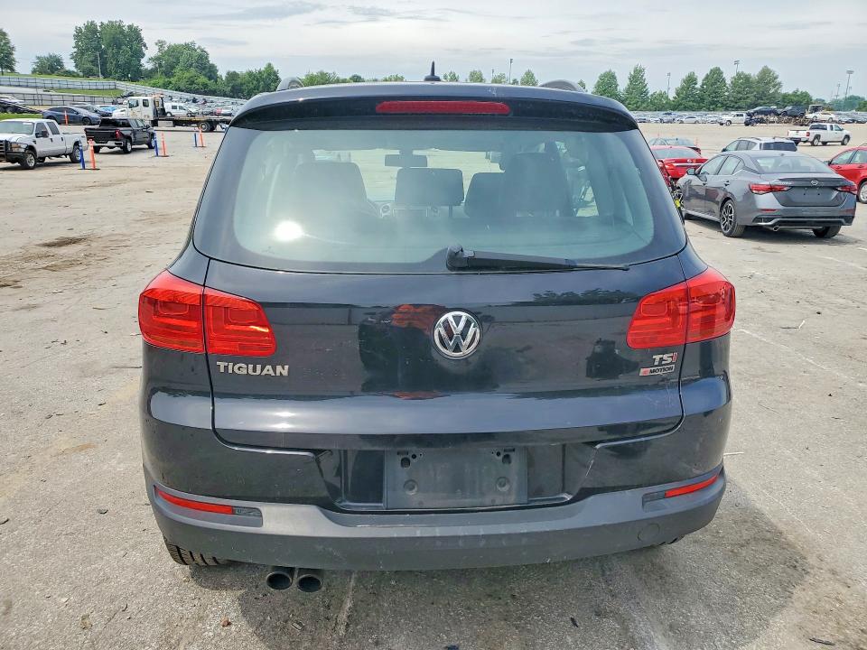 2016 Volkswagen Tiguan მანქანა იყიდება აუქციონზე, vin: WVGBV7AX4GW065743, აუქციონის ნომერი: 54708116