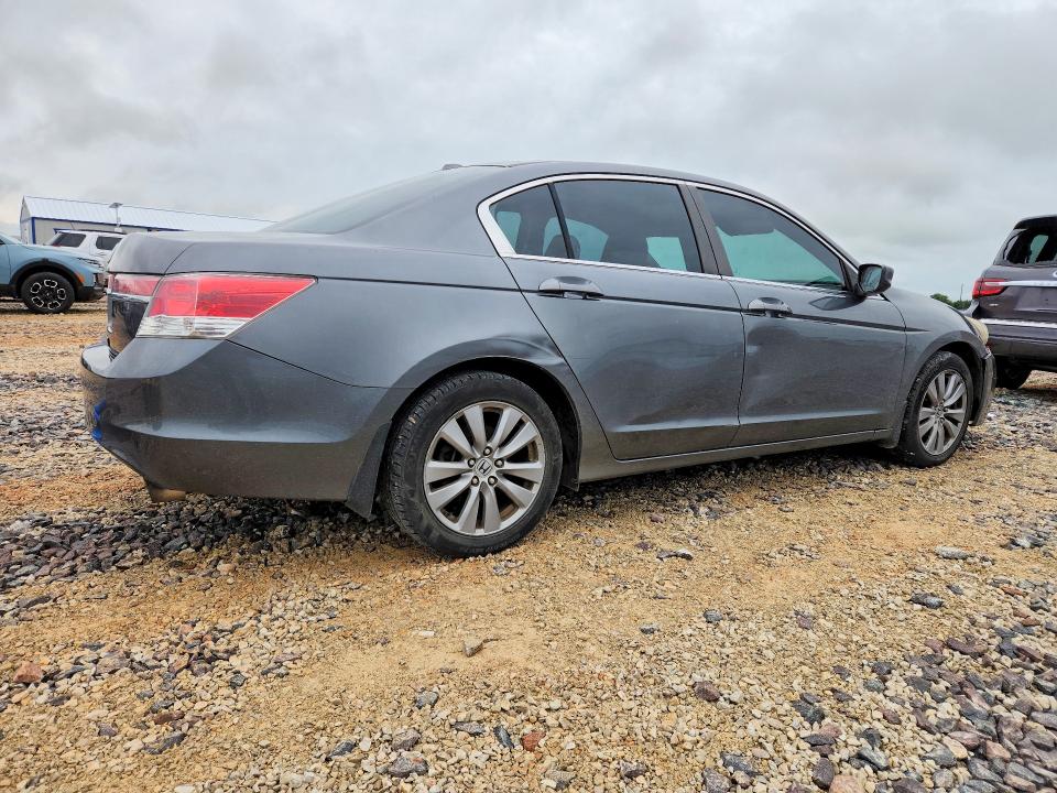 2011 Honda Accord მანქანა იყიდება აუქციონზე, vin: 1HGCP2F82BA106837, აუქციონის ნომერი: 54200296