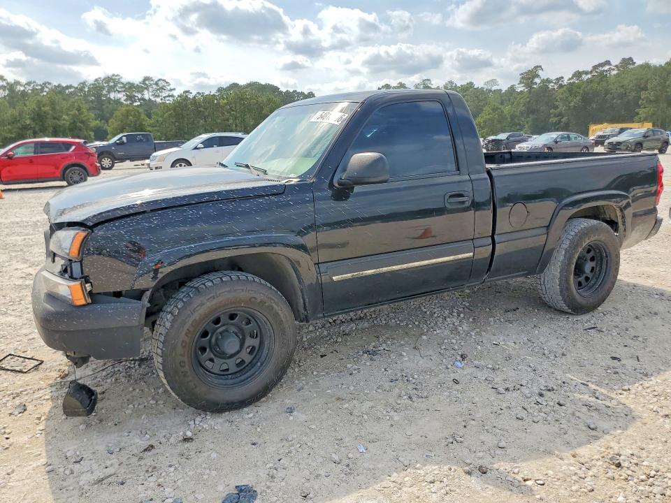 2003 Chevrolet Silverado მანქანა იყიდება აუქციონზე, vin: 1GCEC14V63Z102881, აუქციონის ნომერი: 54818206