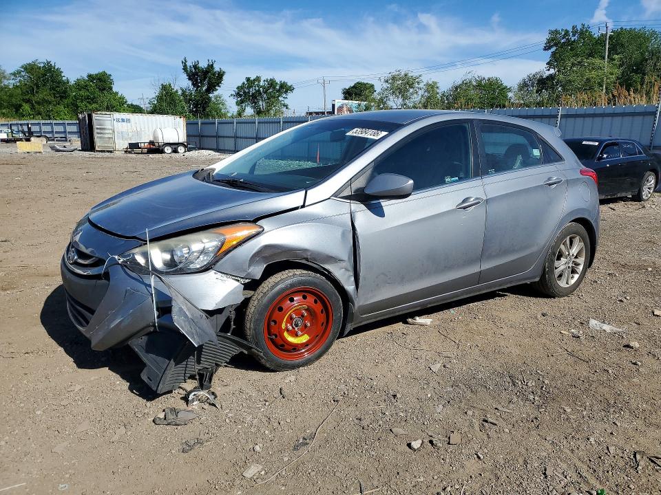 2014 Hyundai Elantra Gt მანქანა იყიდება აუქციონზე, vin: KMHD35LH9EU230039, აუქციონის ნომერი: 53984186