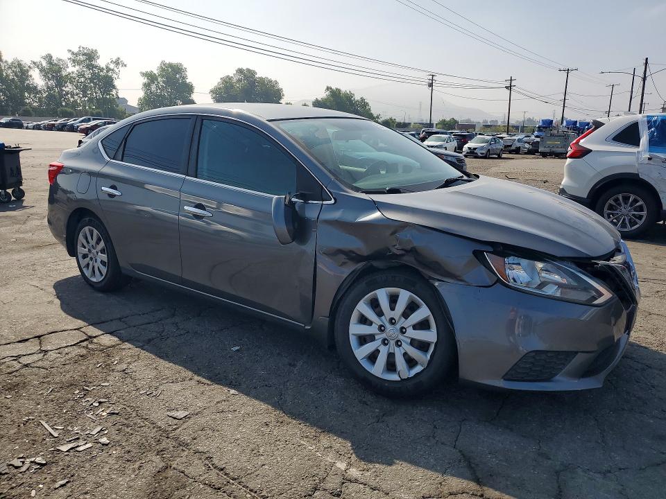 2018 Nissan Sentra მანქანა იყიდება აუქციონზე, vin: 3N1AB7AP7JY306660, აუქციონის ნომერი: 53471306