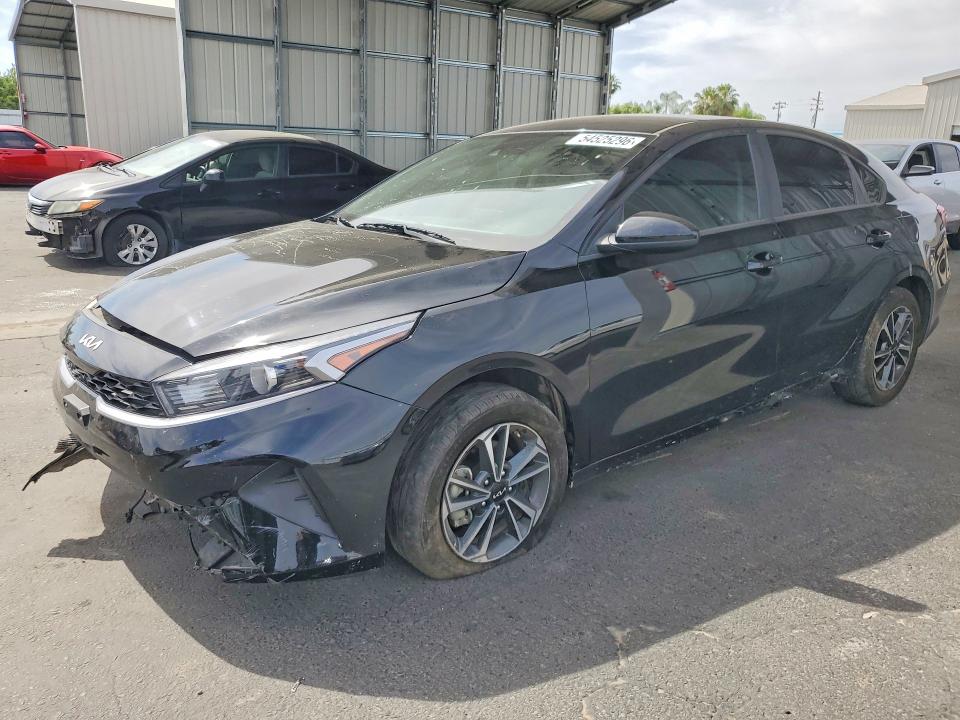 2024 Kia Forte მანქანა იყიდება აუქციონზე, vin: 3KPF24AD8RE790956, აუქციონის ნომერი: 54525296