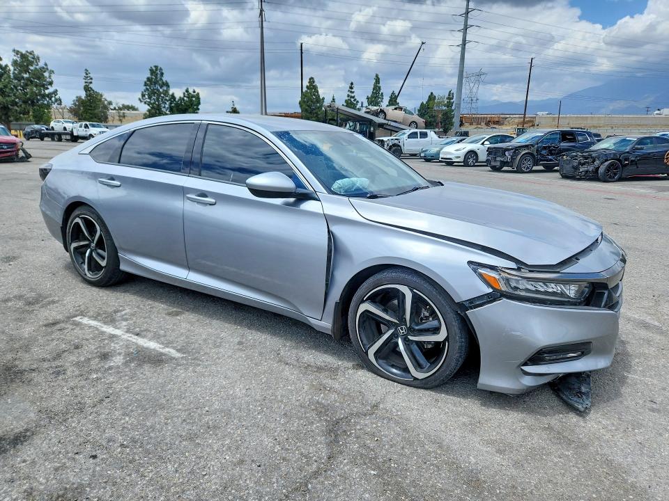 54911496 :رقم المزاد ، 1HGCV1F33KA014074 vin ، 2019 Honda Accord مزاد بيع