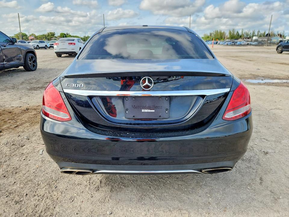 Aukcja sprzedaży 2015 Mercedes-benz C, vin: 55SWF4JB7FU068112, numer aukcji: 52300876