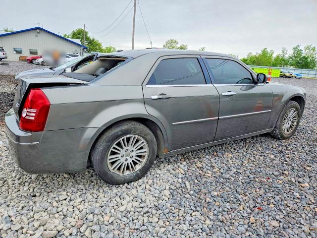 52561166 :رقم المزاد ، 2C3KA53VX9H634214 vin ، 2009 Chrysler 300 مزاد بيع