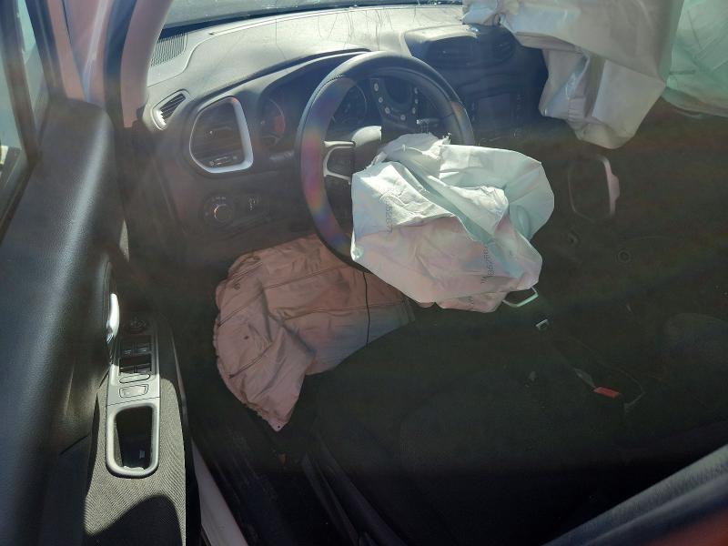 53200776 :رقم المزاد ، ZACNJAAB3LPK97169 vin ، 2020 Jeep Renegade مزاد بيع