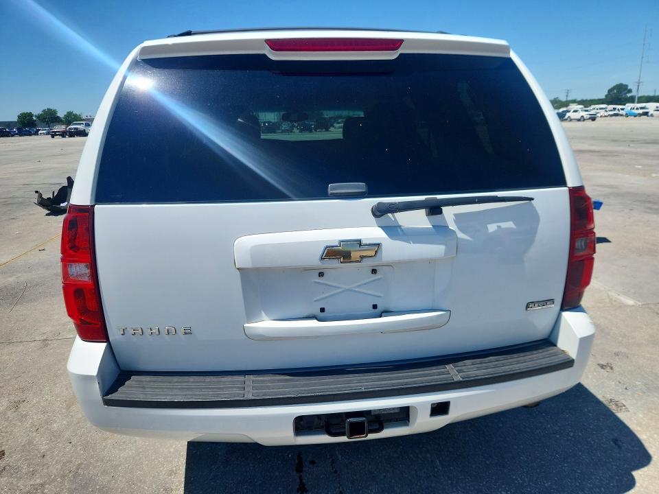 51907956 :رقم المزاد ، 1GNSCAE06BR163255 vin ، 2011 Chevrolet Tahoe مزاد بيع