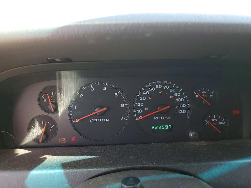 2000 Jeep Cherokee Limited 4d მანქანა იყიდება აუქციონზე, vin: 1J4GW58N6YC354264, აუქციონის ნომერი: 52052756
