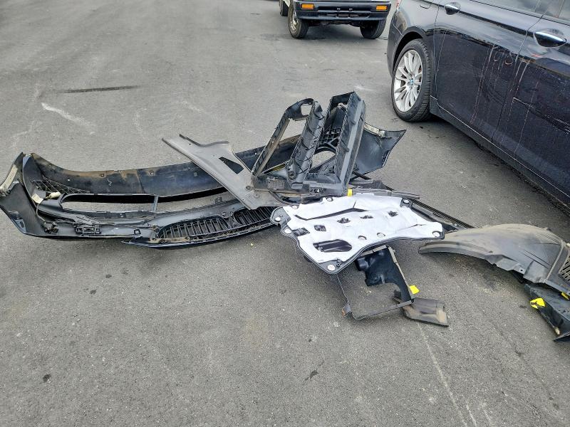 52148056 :رقم المزاد ، WBAYB6C53FD966137 vin ، 2015 Bmw 750 مزاد بيع