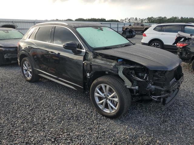 52690186 :رقم المزاد ، WA1DECF35M1121283 vin ، 2021 Audi Q3 مزاد بيع