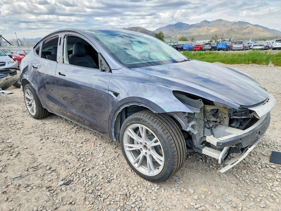 52075806 :رقم المزاد ، 7SAYGDEE4PF885988 vin ، 2023 Tesla Model Y مزاد بيع