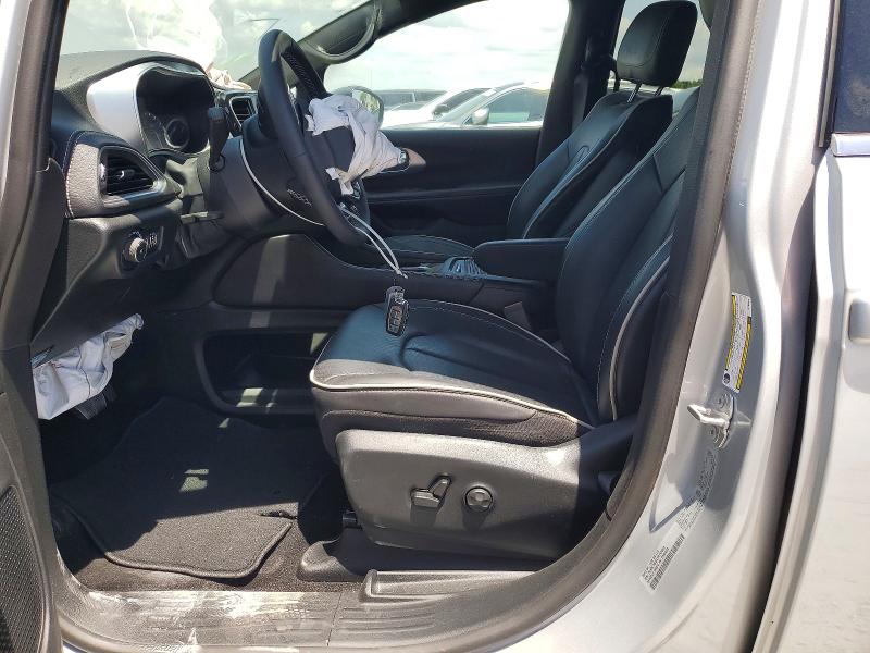 Продажа на аукционе авто 2026 Chrysler Pacifica, vin: 2C4RC1GG4TR193058, номер лота: 52829816